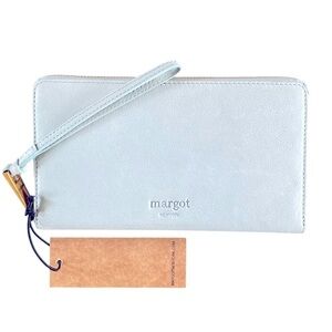 Margot New York Patty Envelope Leather Wristlet Strap Wallet NWT Light Blue